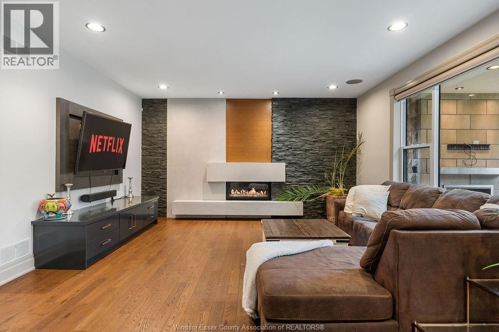 1120 Deerview - Image 18