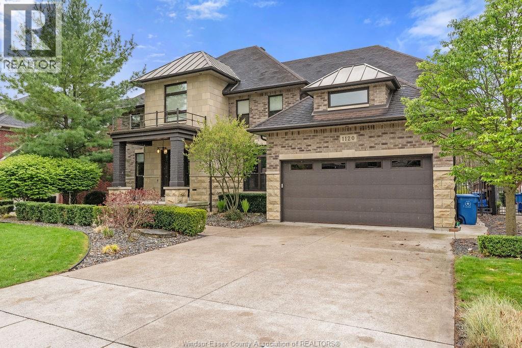 1120 Deerview - 2