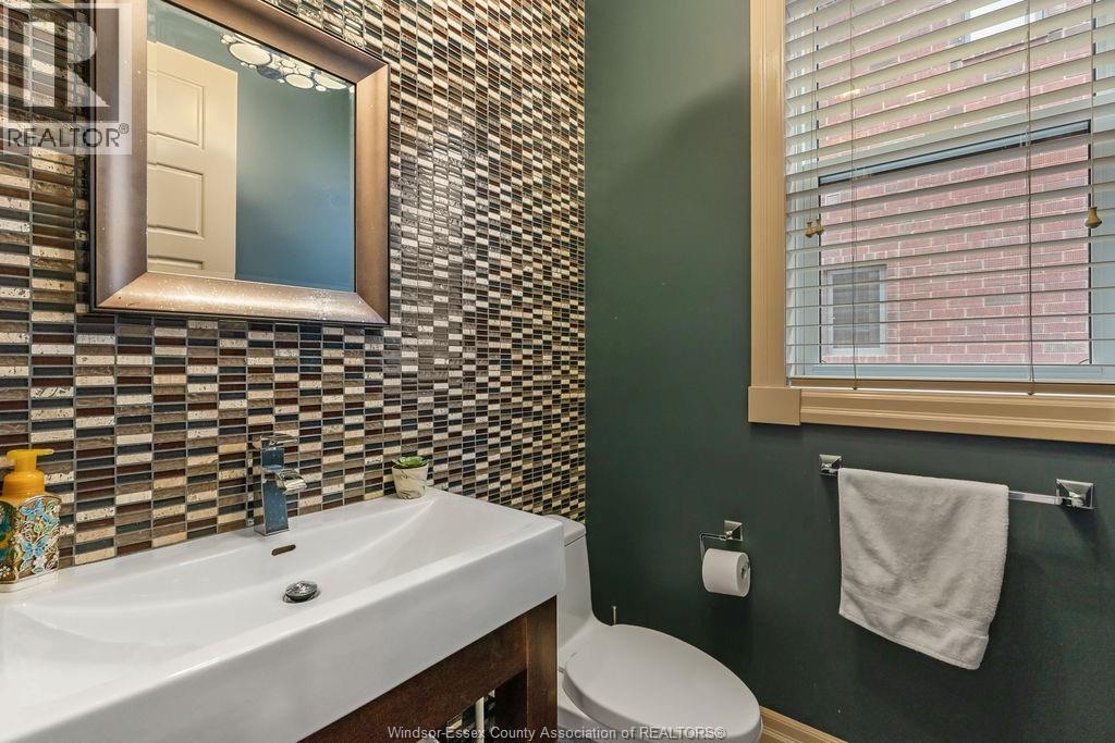 1120 Deerview - Image 20