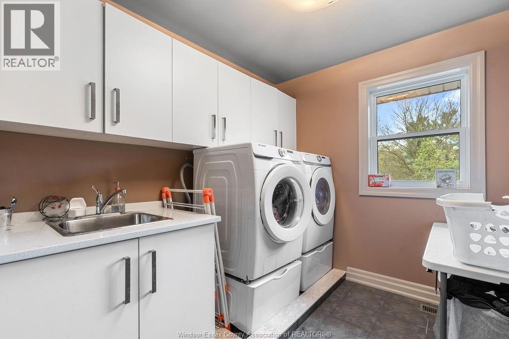 1120 Deerview - Image 31