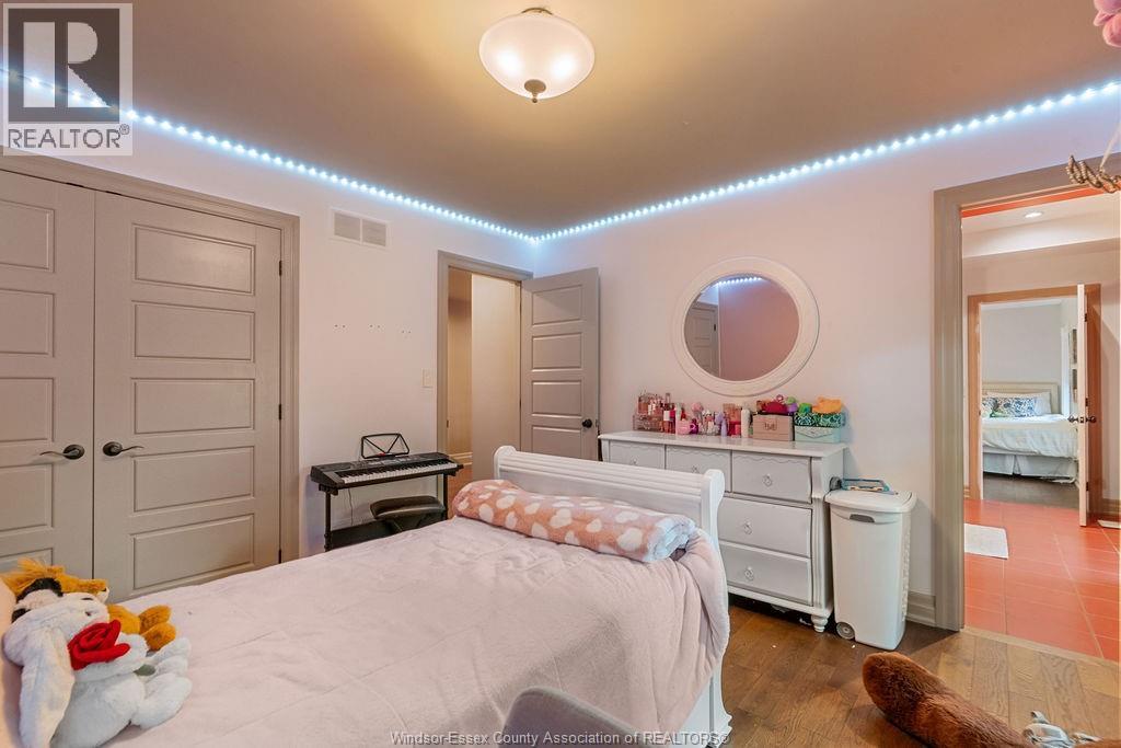 1120 Deerview - 36