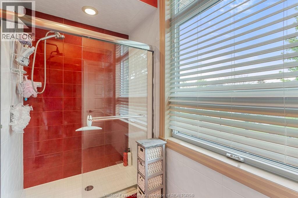 1120 Deerview - 38