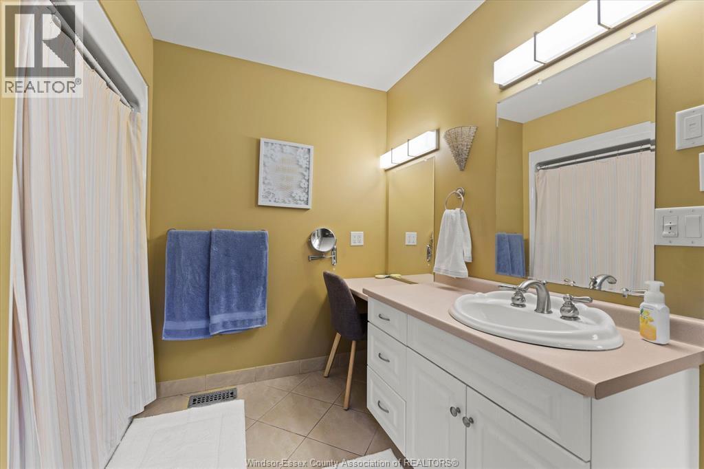 270 ST. PETER - Image 17
