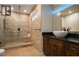 1584 Beach Grove Road, Delta, BC V4L1N6 Photo 19