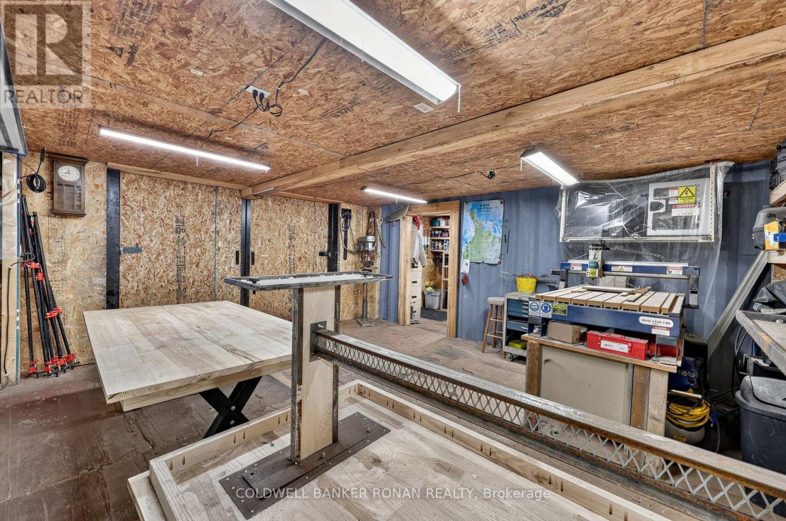 9087 WEBSTER ROAD - 35