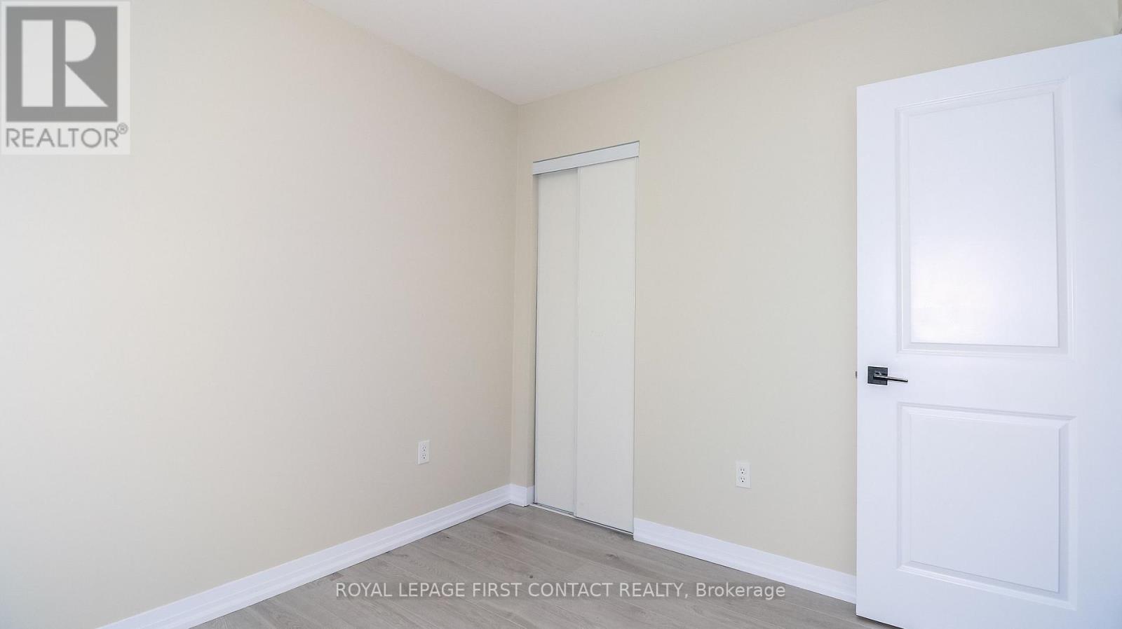 92 FAIRLANE AVENUE - 31