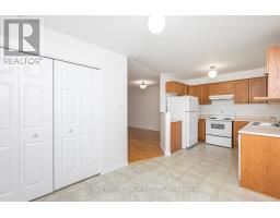 250 Gershwin Private, Ottawa, ON K2H1G5 Photo 10