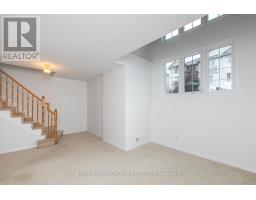 250 Gershwin Private, Ottawa, ON K2H1G5 Photo 15