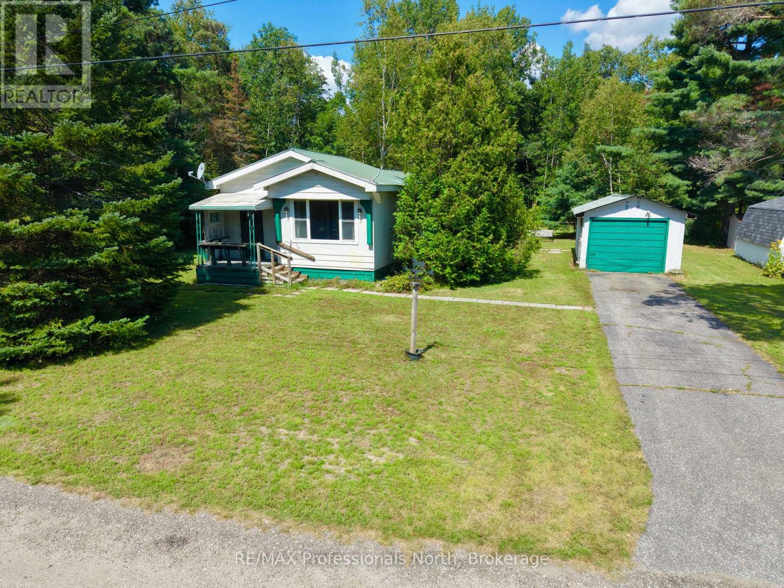 1053 SEVENTH LANE - 1