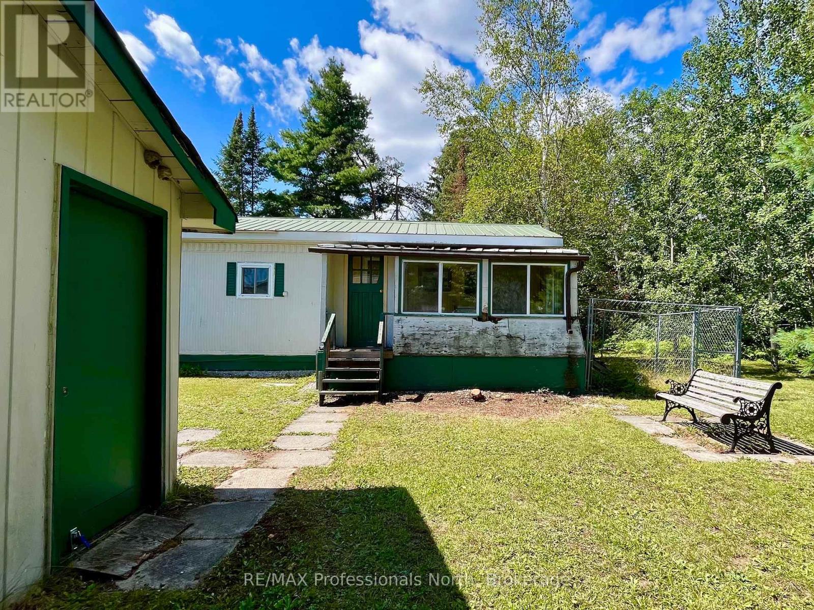 1053 SEVENTH LANE - Image 11