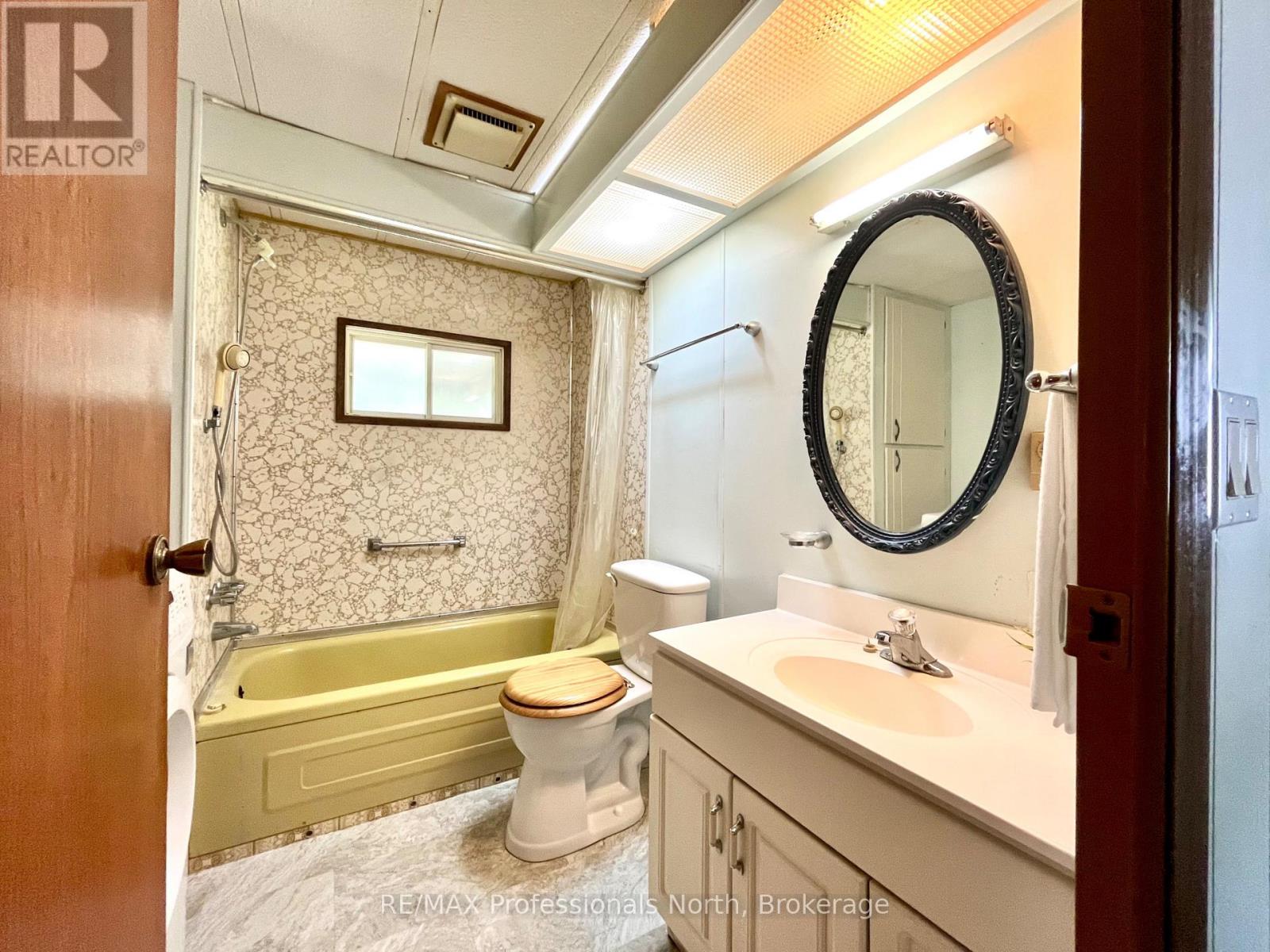 1053 SEVENTH LANE - Image 29