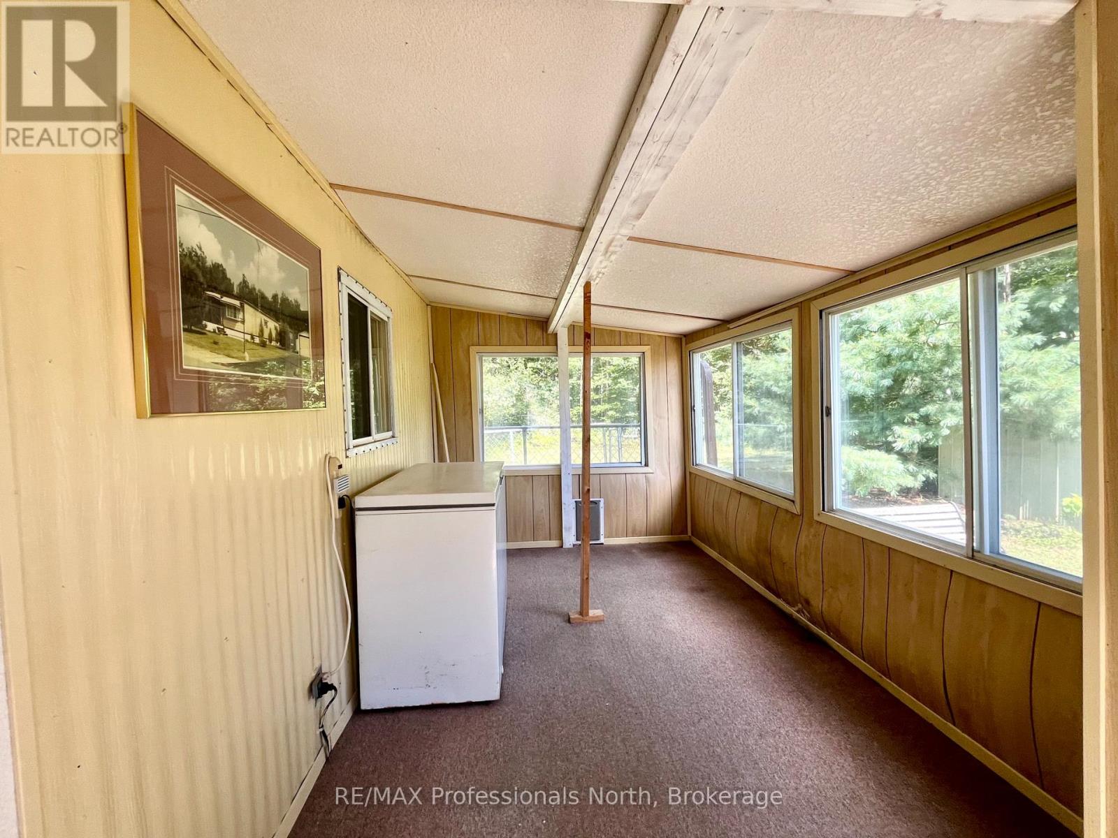 1053 SEVENTH LANE - 36