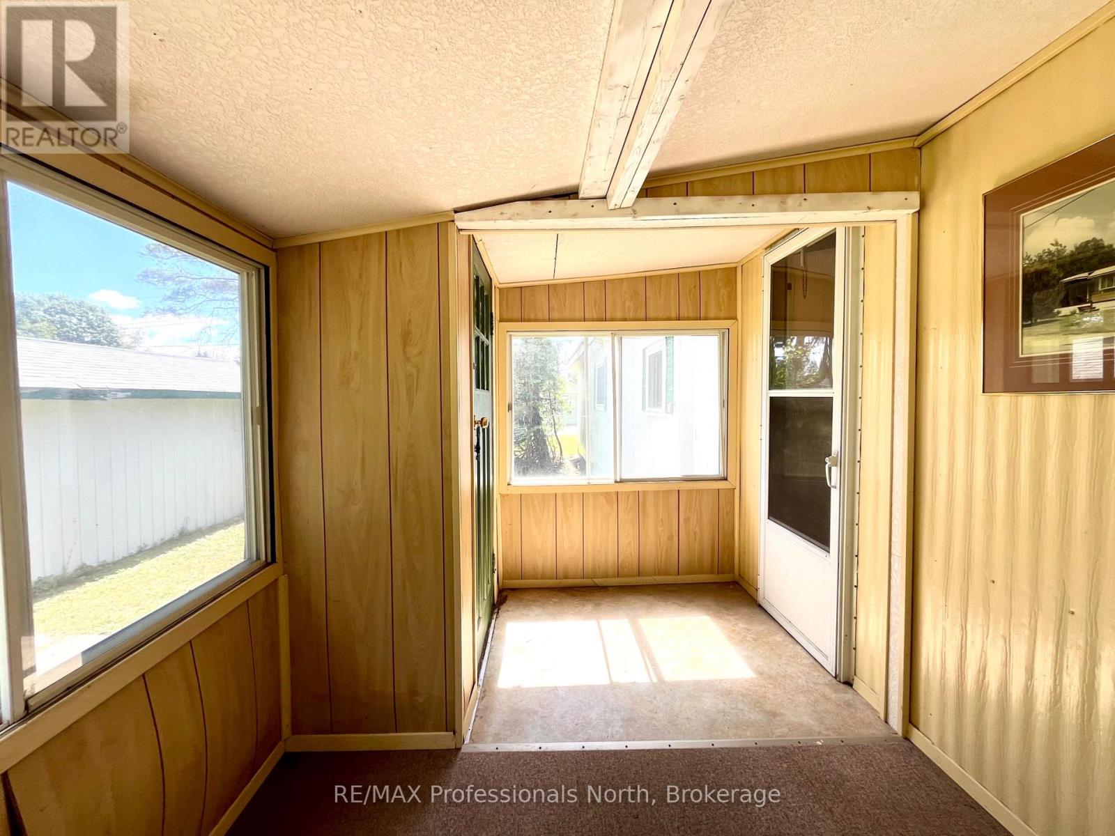 1053 SEVENTH LANE - Image 38