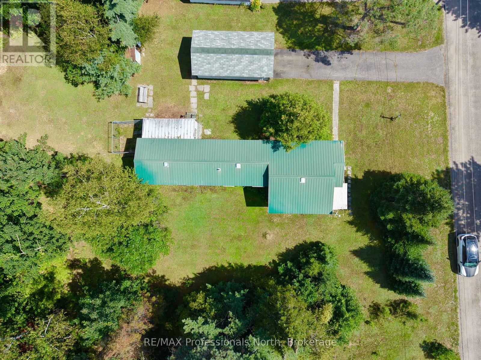 1053 SEVENTH LANE - Image 39