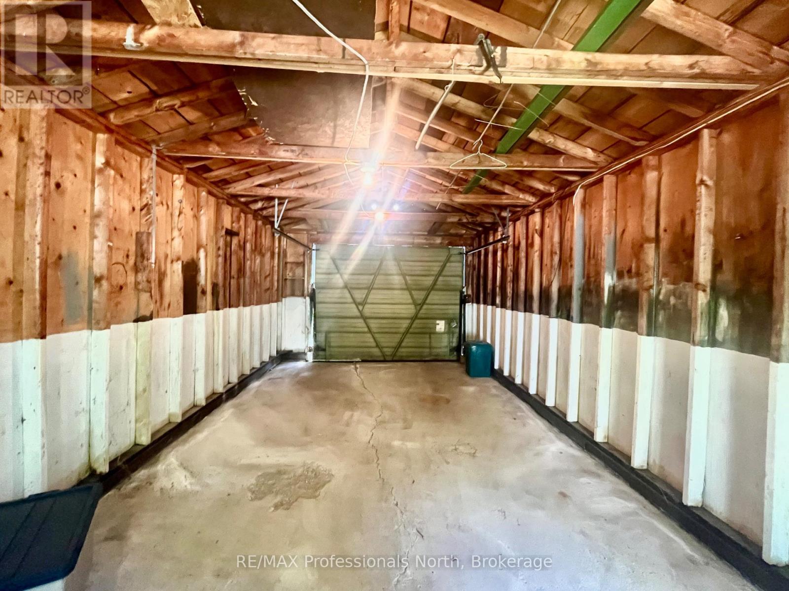 1053 SEVENTH LANE - Image 7