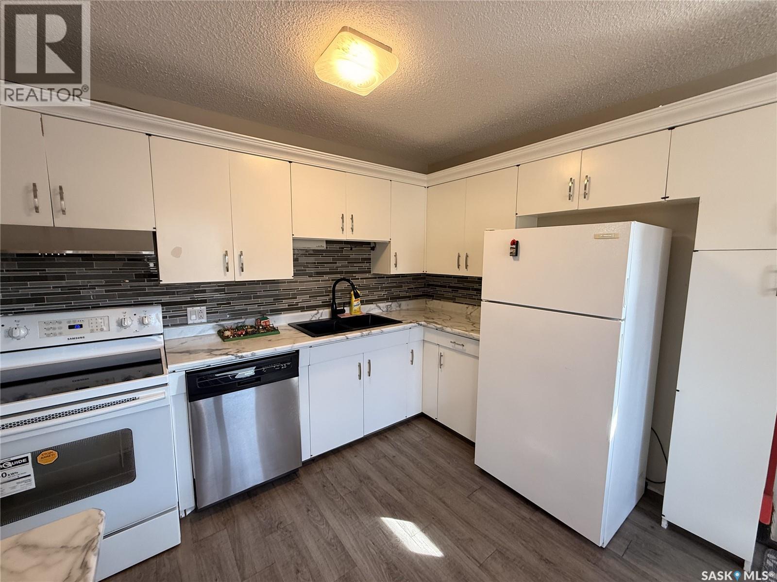 522 4th STREET W, Shaunavon — photo 6