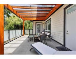 12842 Carluke Crescent, Surrey, BC V3V6R4 Photo 15