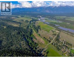 4325 Moan Road, Ta Ta Creek, BC V0B2K0 Photo 16