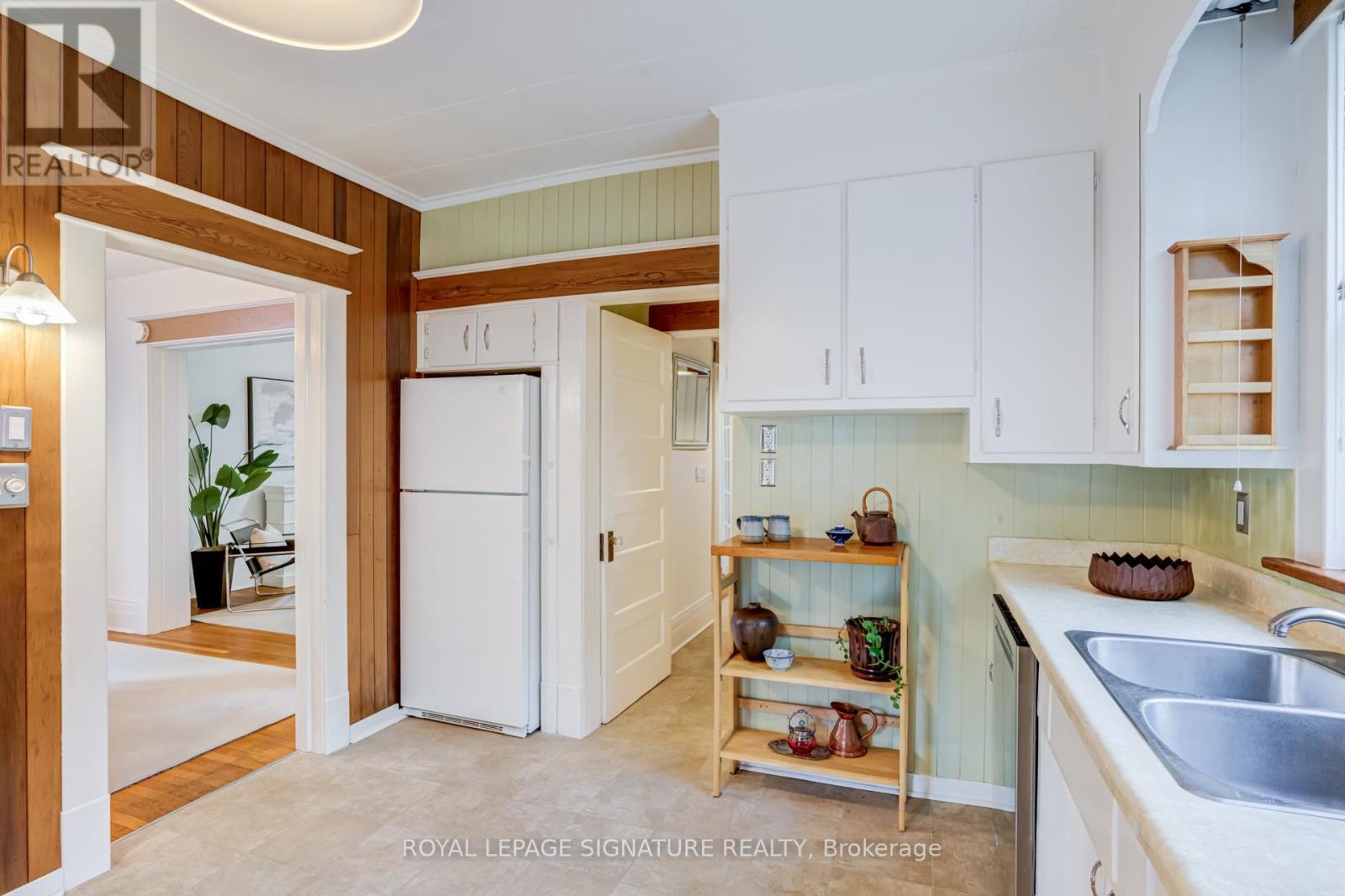 22 PEEL AVENUE - Image 11