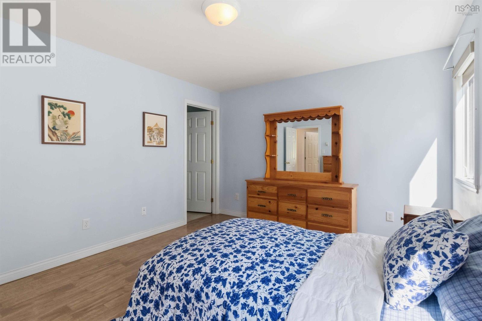 28 Fort Sackville Road - 17