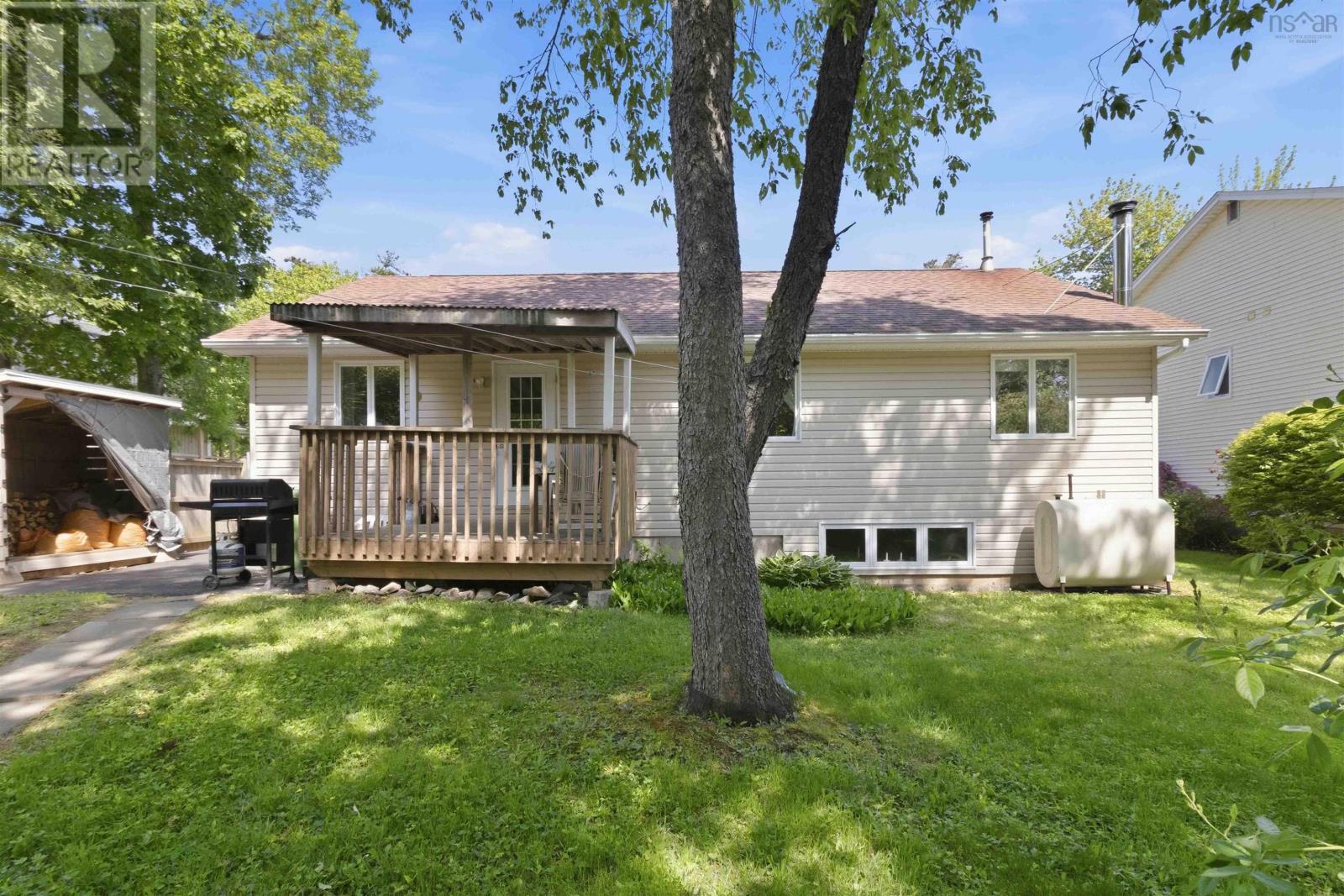 28 Fort Sackville Road - 5