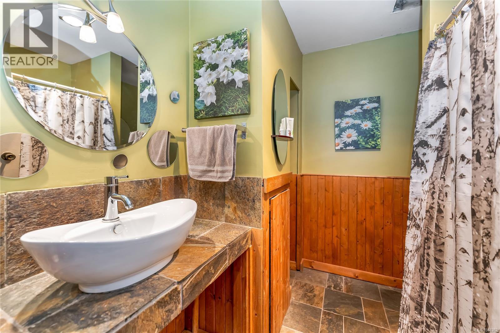 #2 6172 Alington Rd - 15