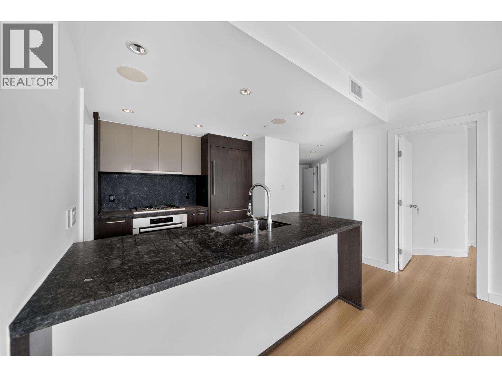 2 Bed, 2 Bath House for Sale in Vancouver – 3508 1372 SEYMOUR STREET, Vancouver – MLS# R3160365 - Image 13
