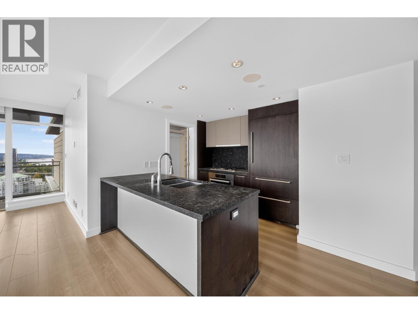 2 Bed, 2 Bath House for Sale in Vancouver – 3508 1372 SEYMOUR STREET, Vancouver – MLS# R3160365 - Image 11