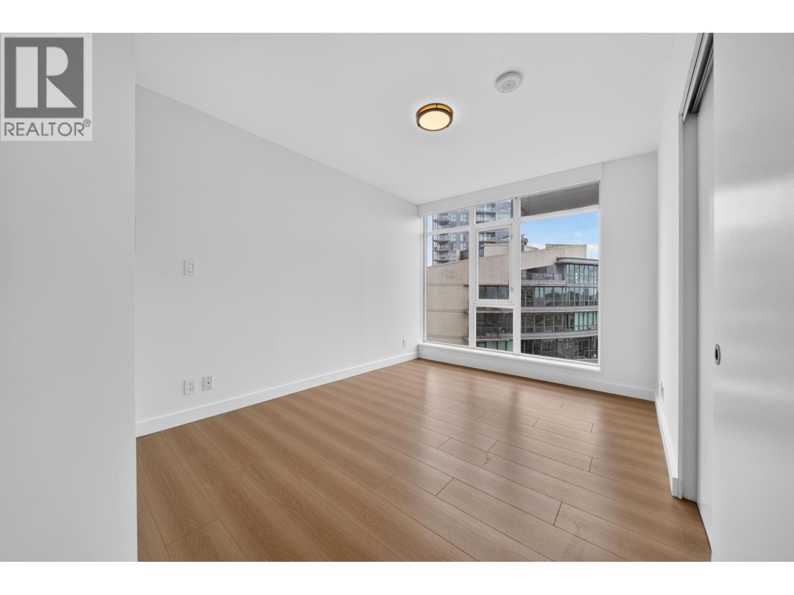 2 Bed, 2 Bath House for Sale in Vancouver – 3508 1372 SEYMOUR STREET, Vancouver – MLS# R3160365 - Image 24