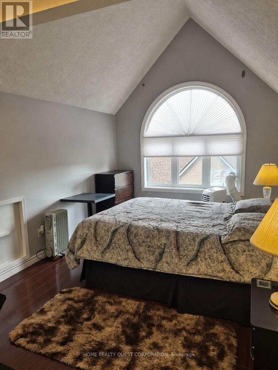 #90 455 Apache Court, Mississauga (Hurontario), Ontario, L4Z3W8, Mississauga (Hurontario), Ontario — photo 3 of 5