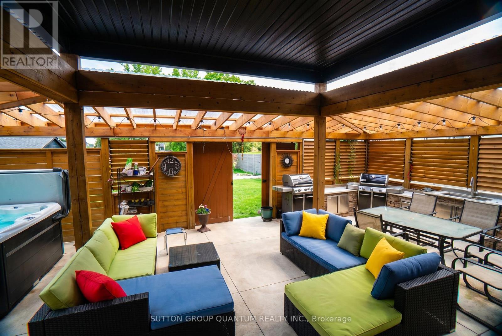 104 THAMES SPRINGS CRESCENT - Image 11