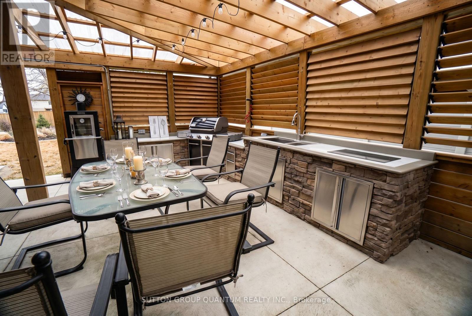 104 THAMES SPRINGS CRESCENT - Image 15