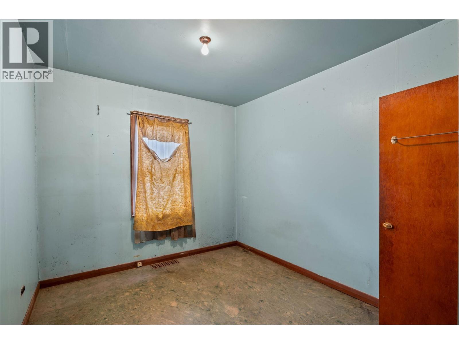 322 LINDEN Avenue - Image 13