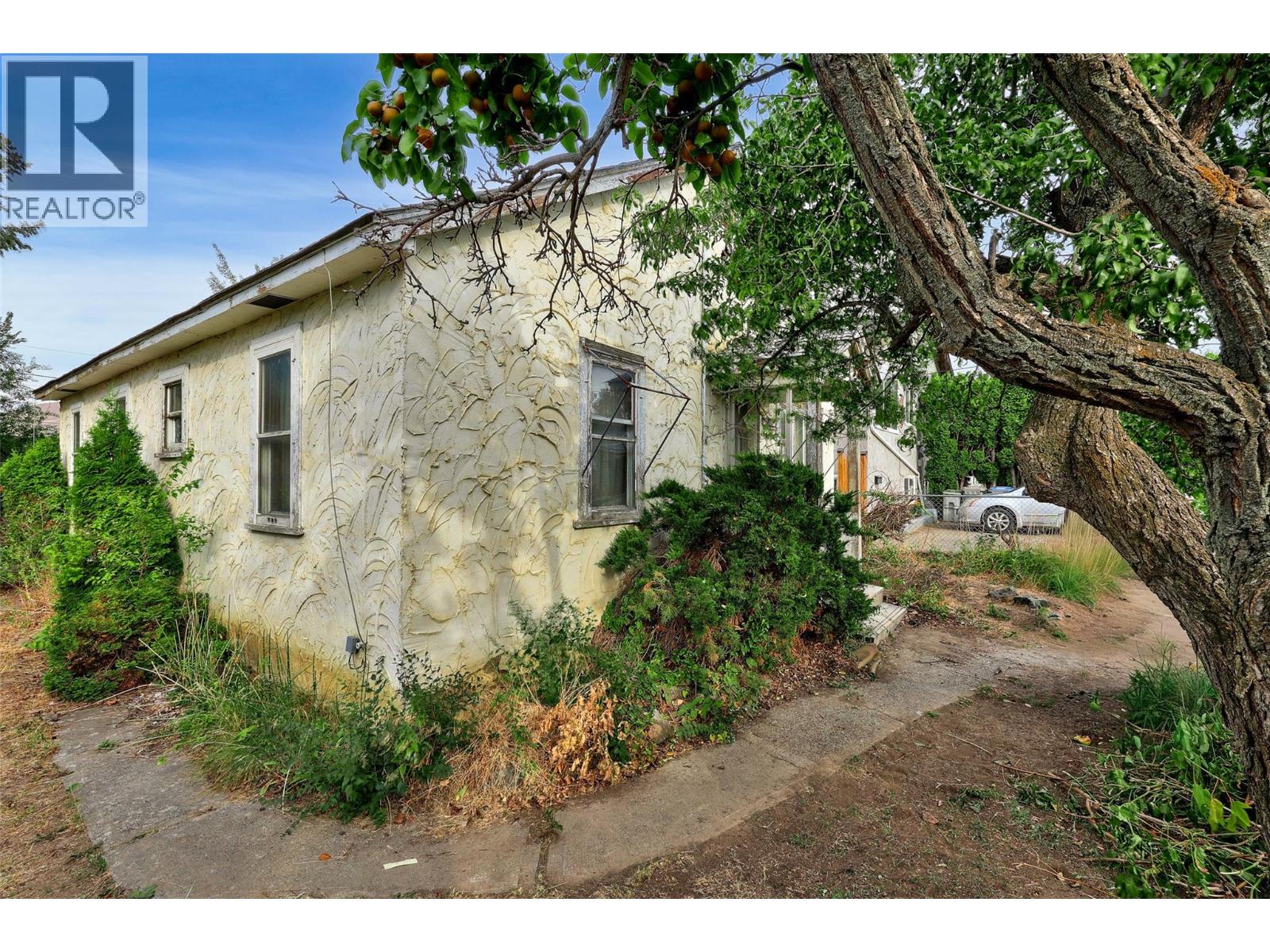 322 LINDEN Avenue - Image 4