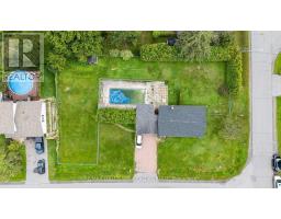 11 Bobcat Way Street, Ottawa, ON K2S1P3 Photo 10