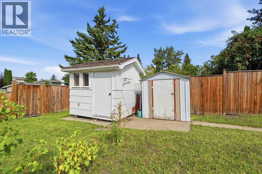 Listing photo – 3214 57 Avenue, Red Deer