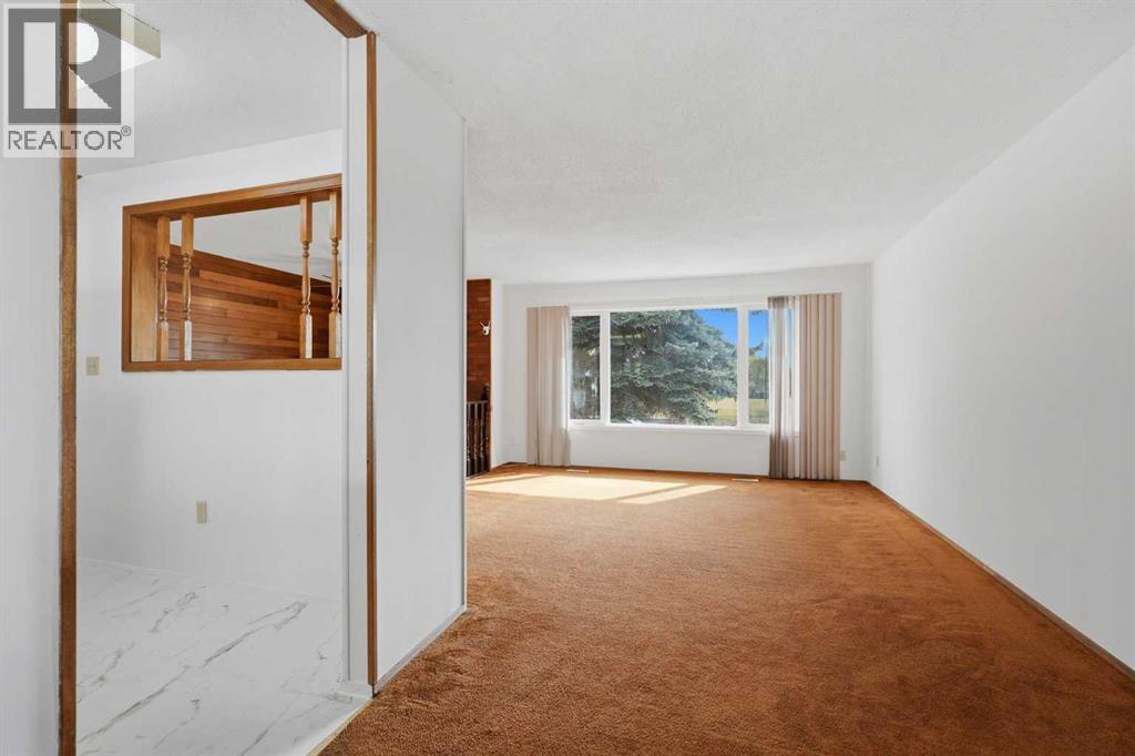 Listing photo – 3214 57 Avenue, Red Deer