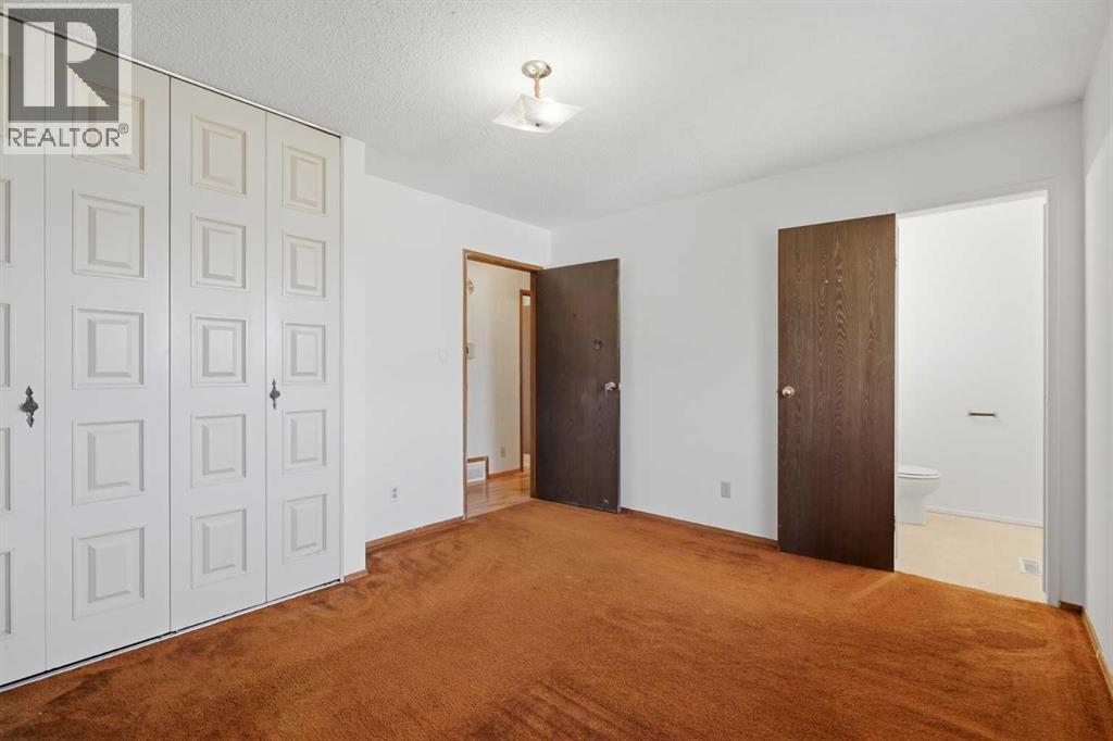 Listing photo – 3214 57 Avenue, Red Deer