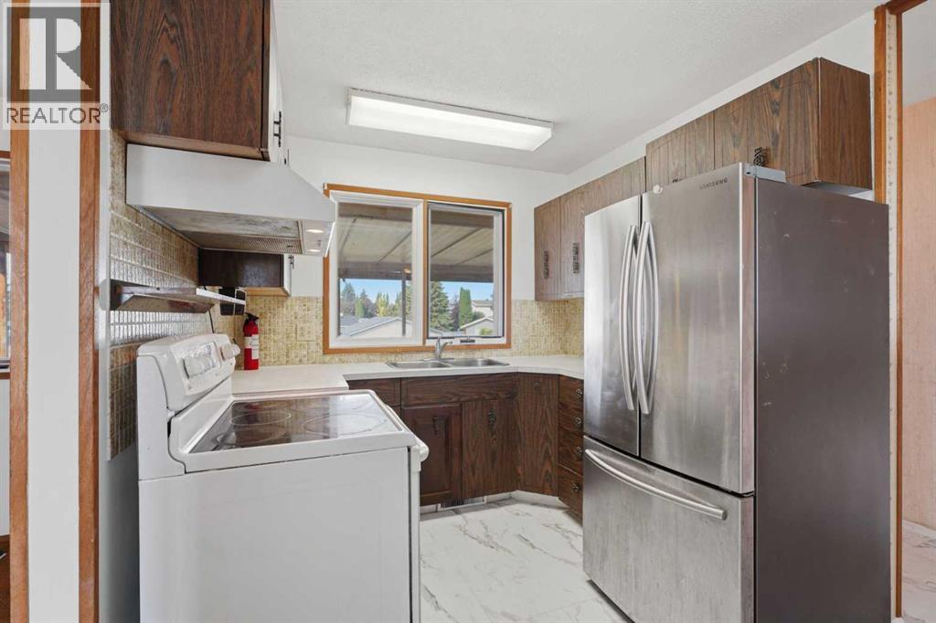 3214 57 Avenue - 6