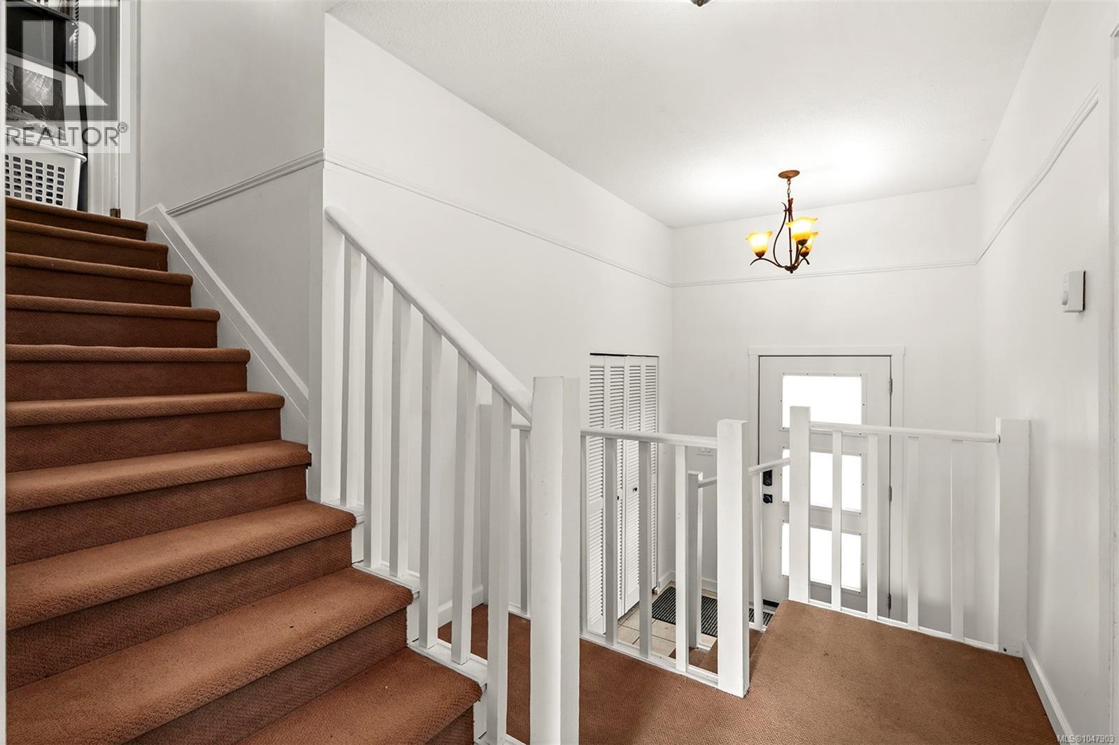 3158 Barford Cres - 16