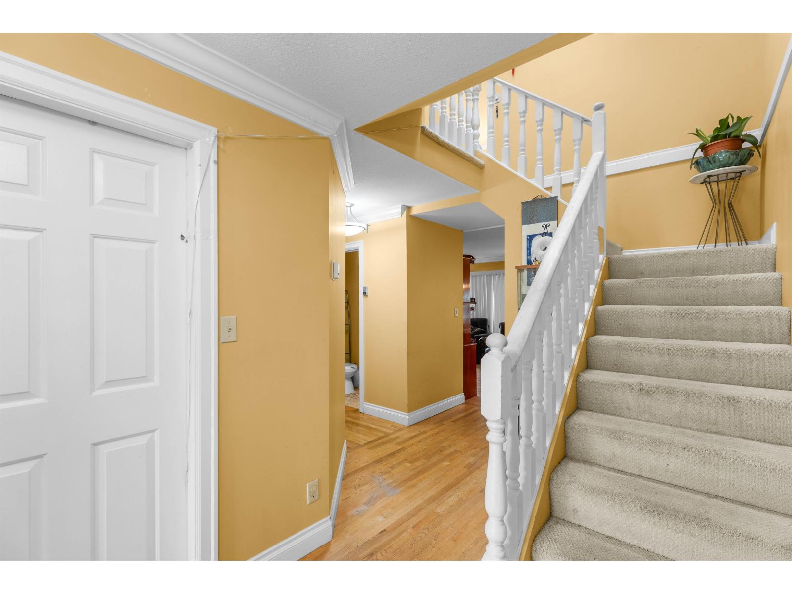 5 Bed, 3 Bath House for Sale in Abbotsford – 3504 CRESTON DRIVE, Abbotsford – MLS# R3159884 - Image 4