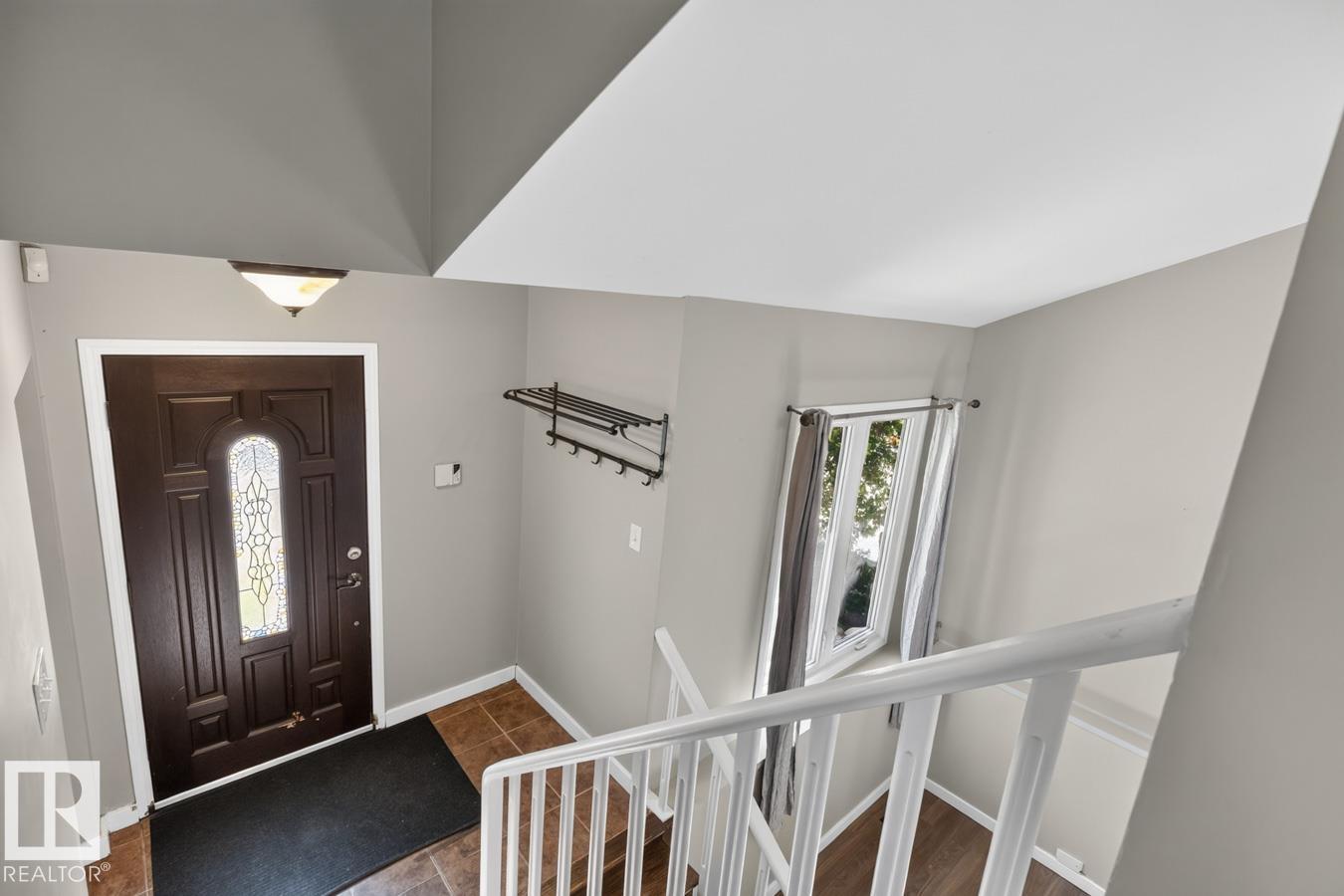 3524 51 ST NW - 10