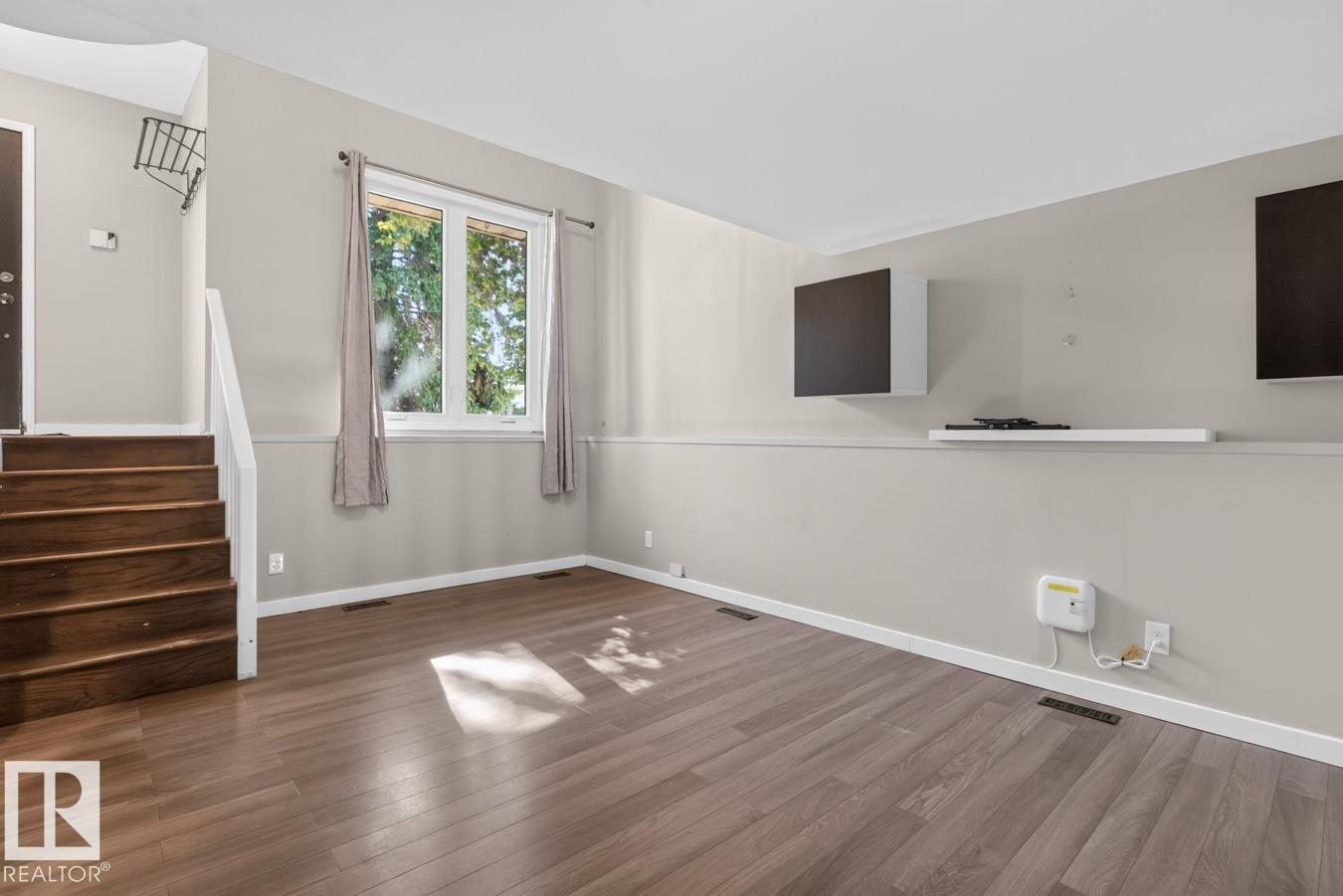 3524 51 ST NW - Image 25