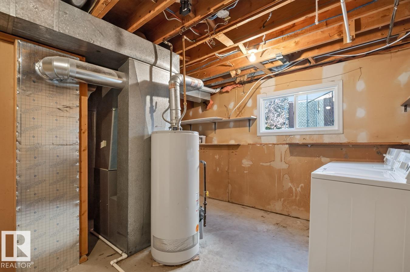 3524 51 ST NW - 35