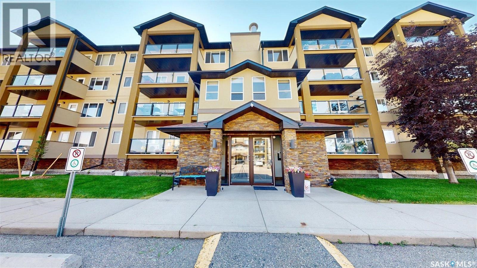 210 600 Centennial BOULEVARD, Warman — photo 1