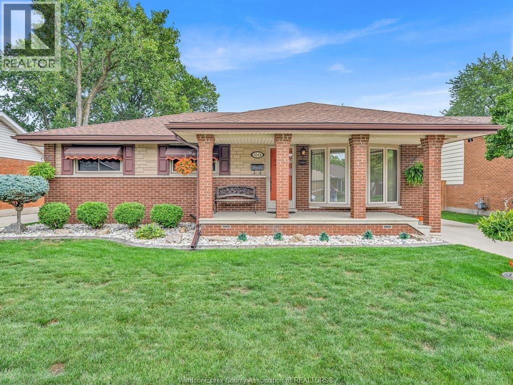 1048 COVENTRY COURT - 2