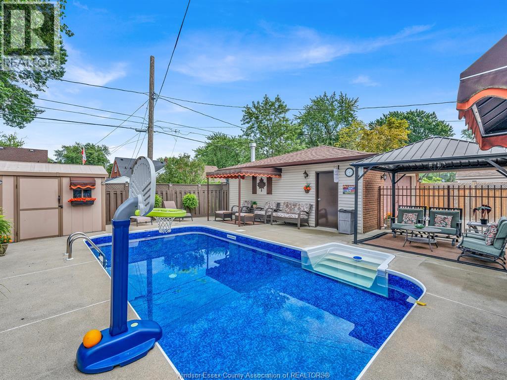1048 COVENTRY COURT - Image 28