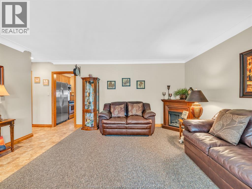 1048 COVENTRY COURT - 6