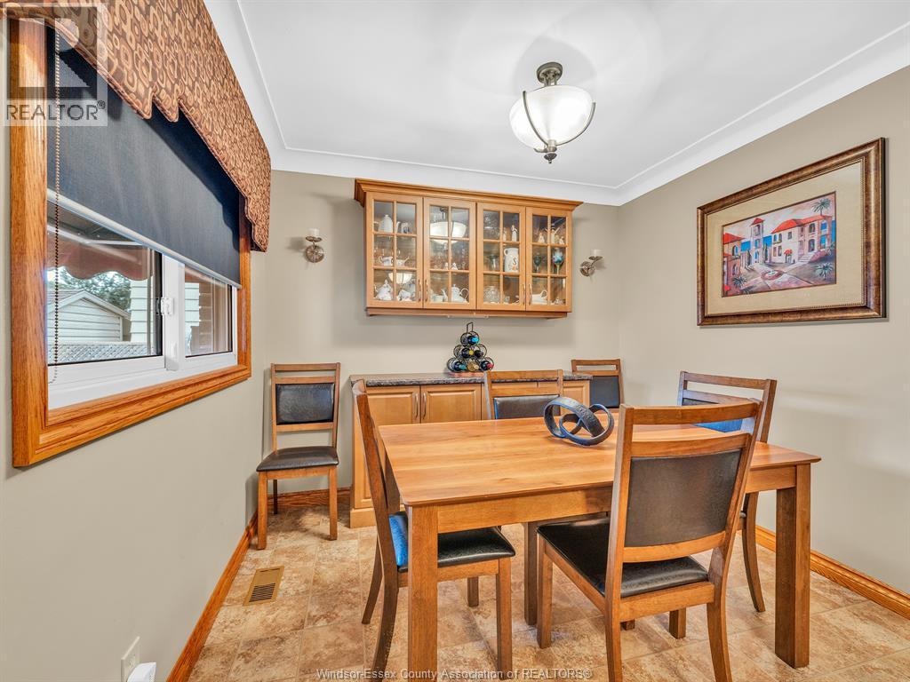 1048 COVENTRY COURT - Image 9