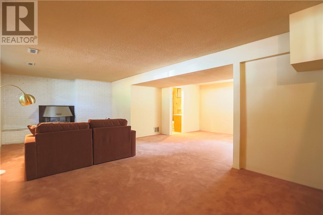 1295 Gemmell Street - Image 15